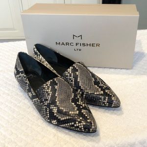 Womens black multi-texture pointed flats.